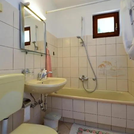 Daire Dinka Mali Lošinj